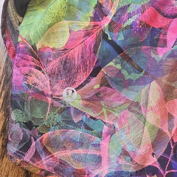 Lululemon Hotty Hot High-Rise Skirt - Picture 3 of 9